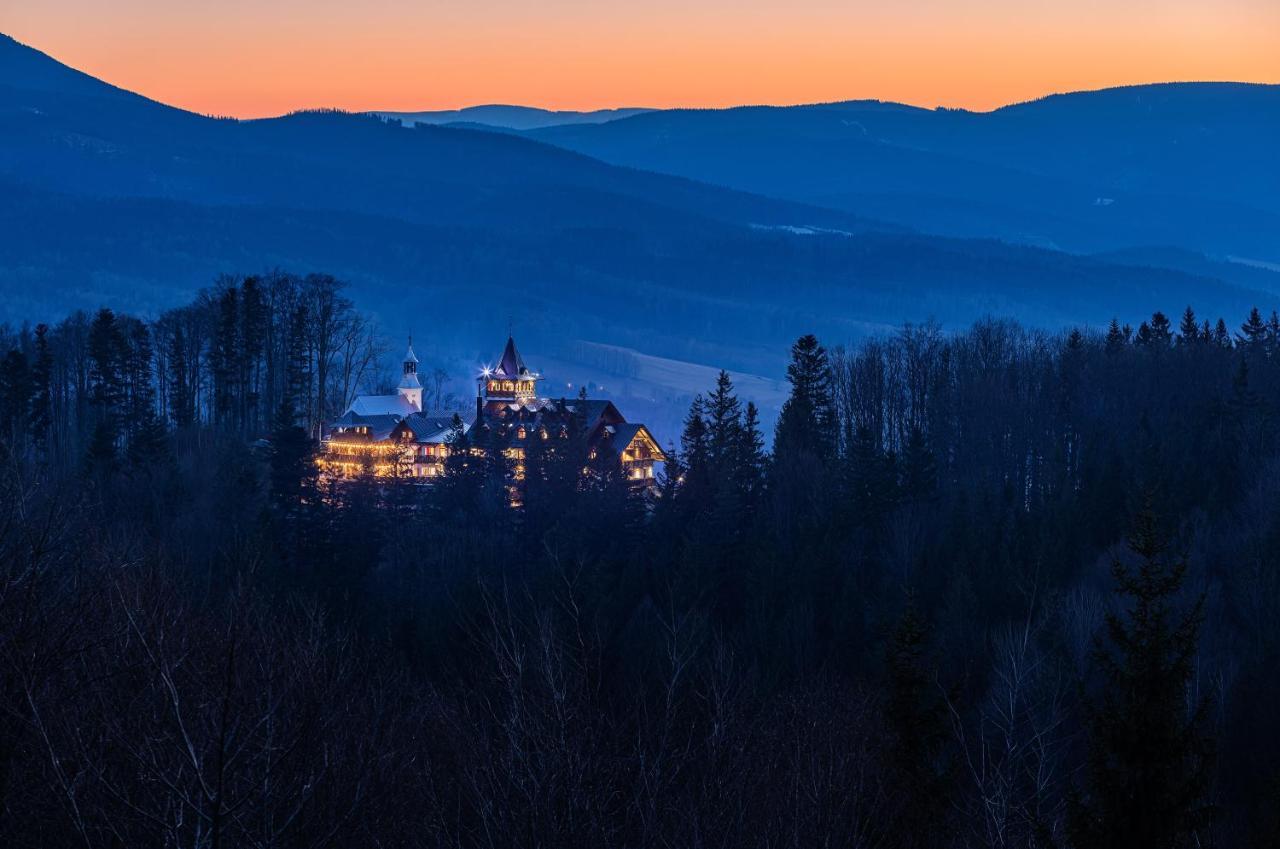 Hotel Krizovy Vrch Jesenik Bagian luar foto