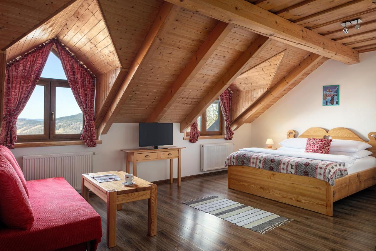 Hotel Krizovy Vrch Jesenik Bagian luar foto
