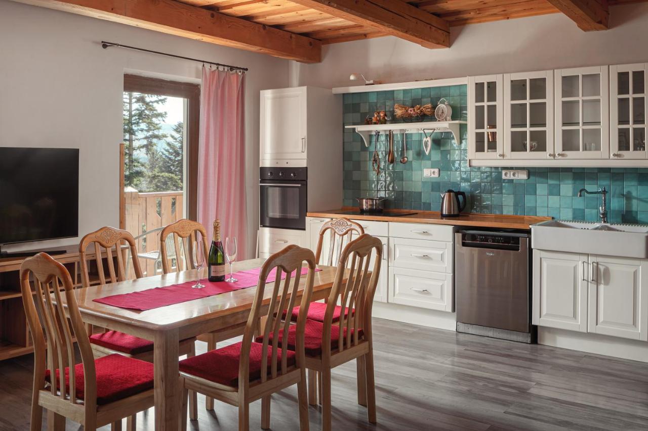 Hotel Krizovy Vrch Jesenik Bagian luar foto