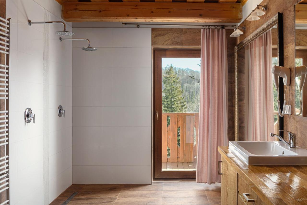 Hotel Krizovy Vrch Jesenik Bagian luar foto