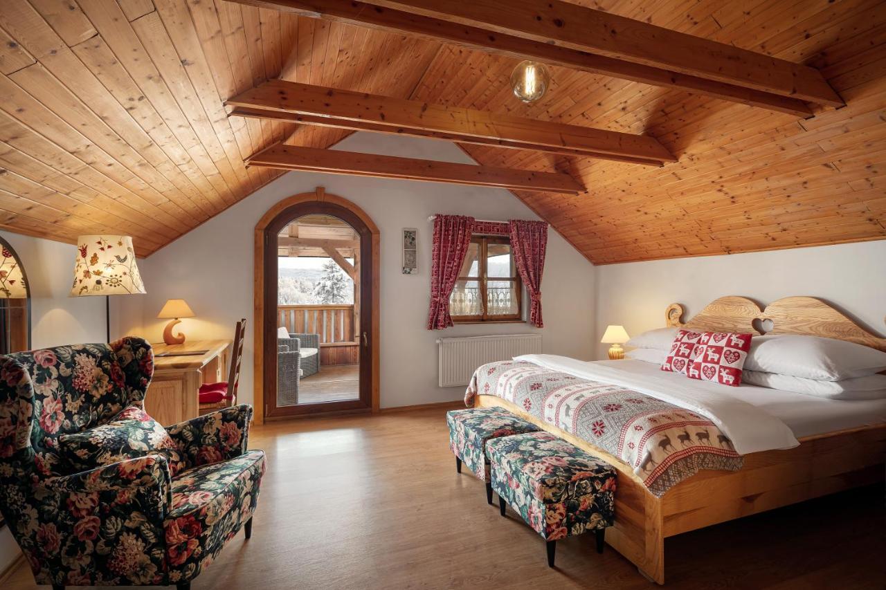 Hotel Krizovy Vrch Jesenik Bagian luar foto